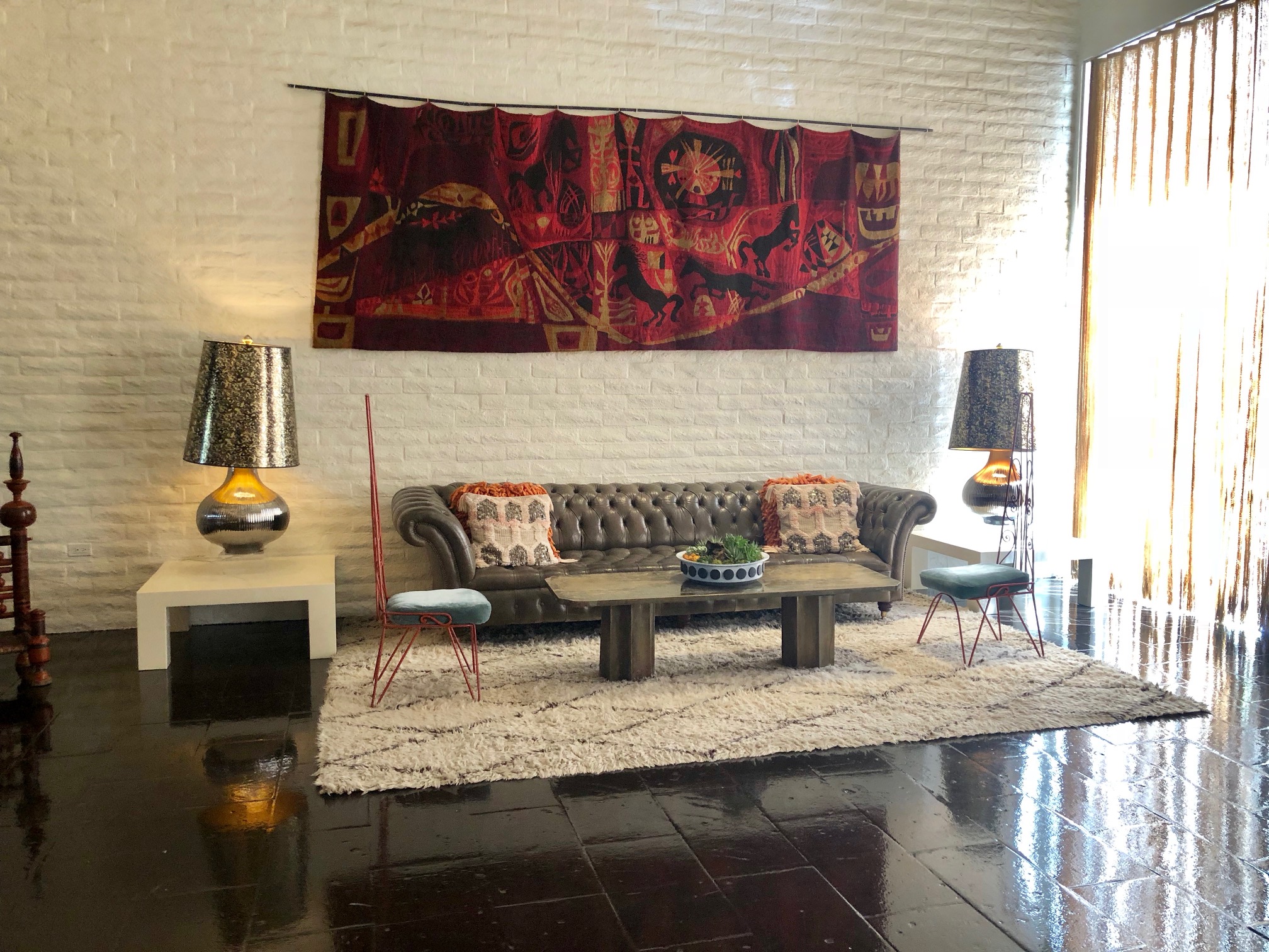 ParkerPalmSprings_Lobbysofa